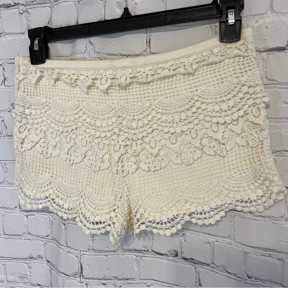 Cream Urban Outfitters Crochet Lace Shorts